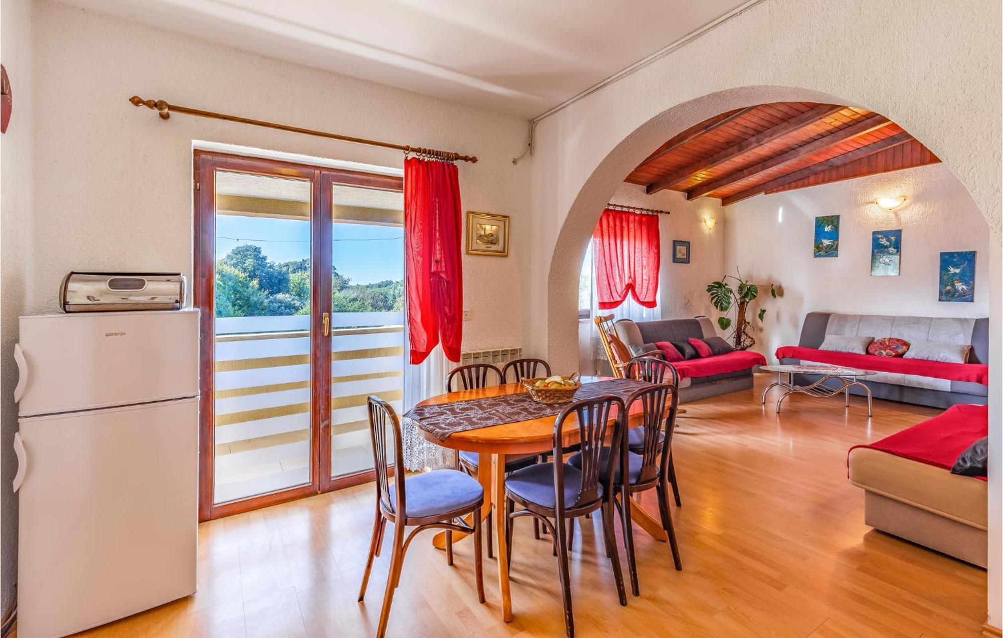 Gorgeous Apartment In Pula With Kitchen Eksteriør bilde