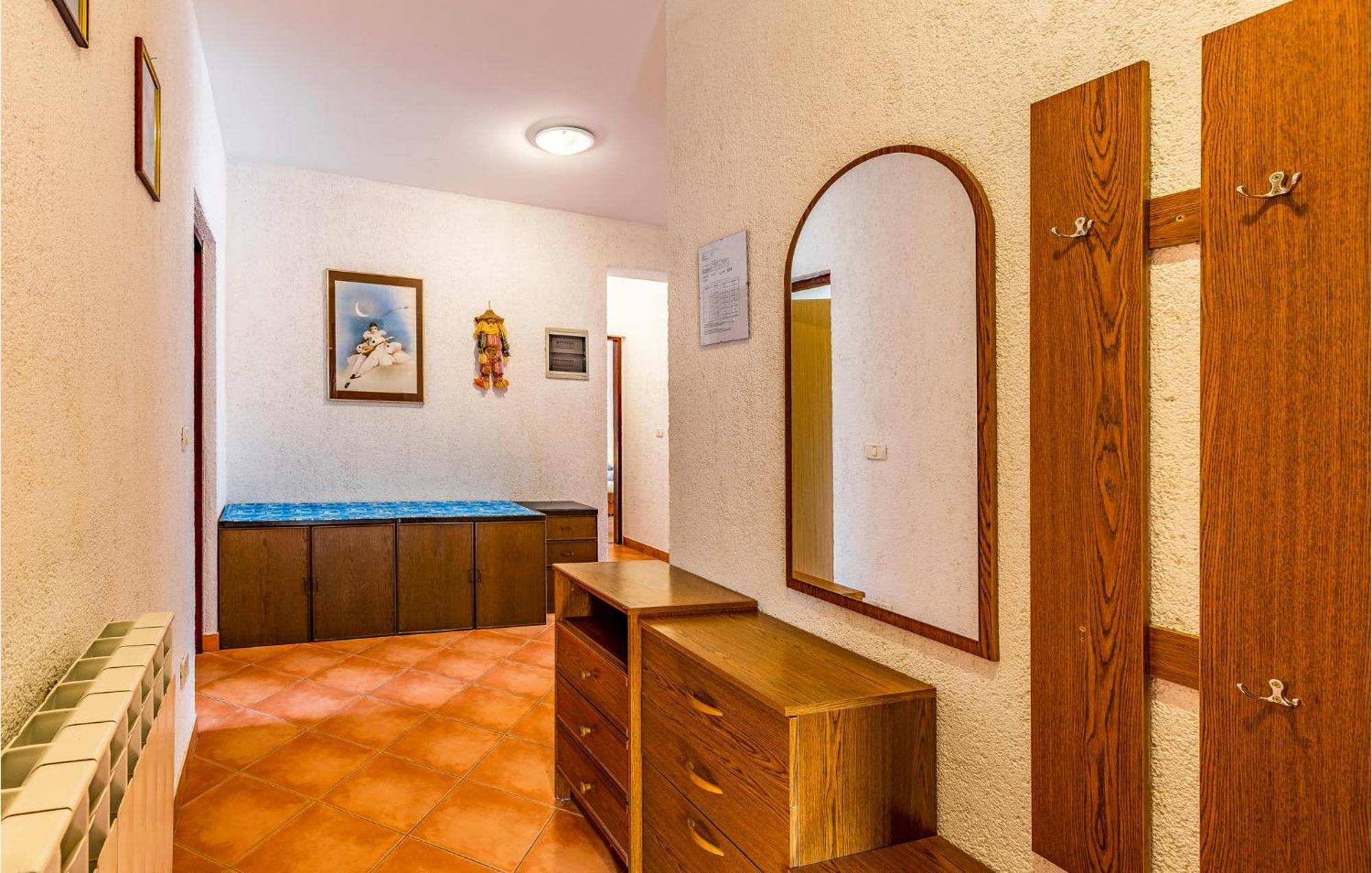 Gorgeous Apartment In Pula With Kitchen Eksteriør bilde